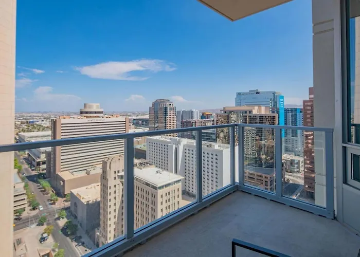 Stunning 2br Dt Highrise, Gym, Pool, W-d, Parking, Golf * Phoenix